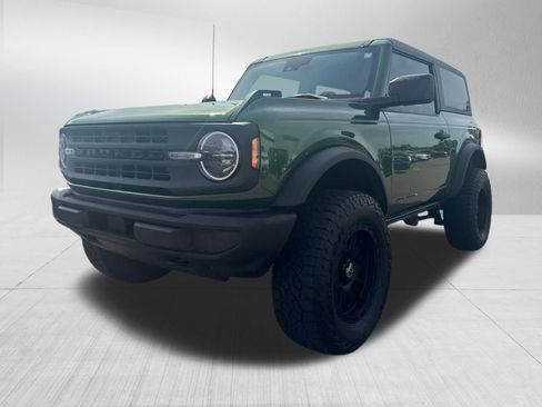 Used 2022 Ford Bronco 2-Door AWD/4WD image 3