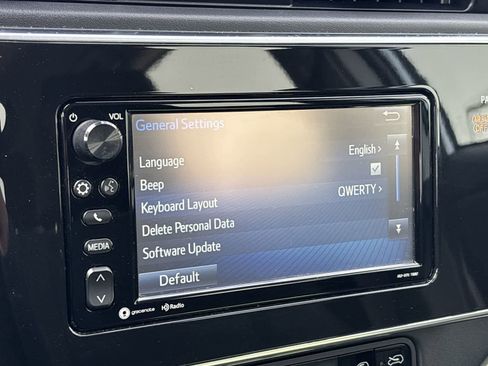 Used 2018 Toyota Corolla iM FWD image 17