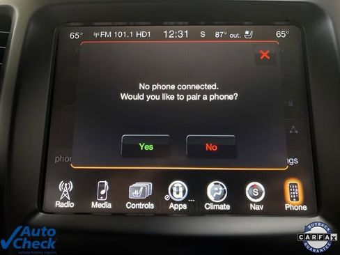 Used 2017 Jeep Cherokee Overland w/ Technology Group image 40