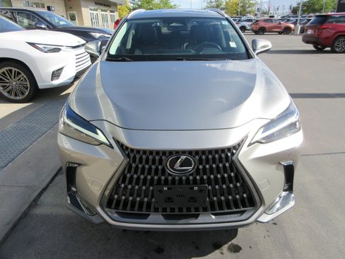 Used 2023 Lexus NX 350 AWD image 14