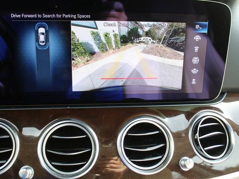 Certified 2022 Mercedes-Benz E 350 Sedan image 54