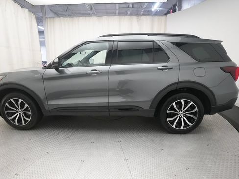 Used 2026 Ford Explorer ST-Line AWD/4WD image 24