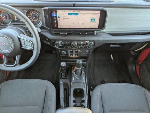 Used 2024 Jeep Wrangler Sport S image 7