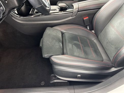 Used 2023 Mercedes-Benz CLA 250 4MATIC image 24