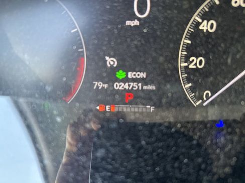 Used 2024 Honda HR-V LX image 10