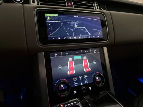 Used 2019 Land Rover Range Rover HSE image 32