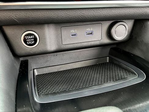 Used 2023 Nissan Rogue SL w/ SL Premium Package image 35