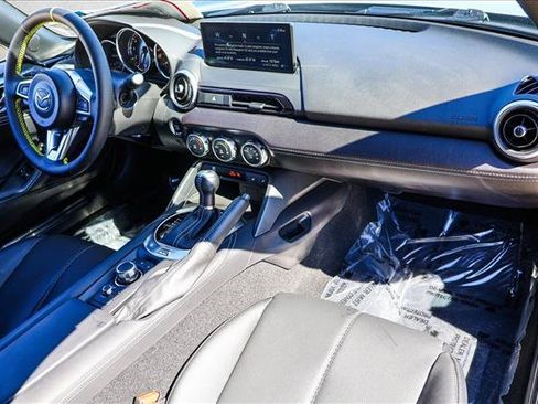 Used 2025 MAZDA MX-5 Miata Grand Touring w/ Appearance Package RWD image 27