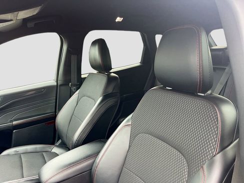 Used 2025 Ford Escape ST-Line FWD image 20