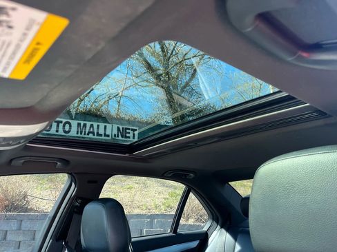 Used 2010 Mercedes-Benz C 300 Sedan image 14