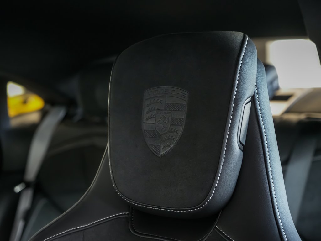 Certified 2026 Porsche Taycan AWD/4WD image 17