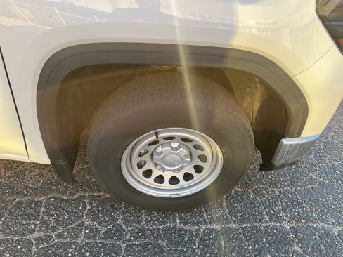 Used 2022 GMC Sierra 1500 Pro w/ Pro Value Package image 31