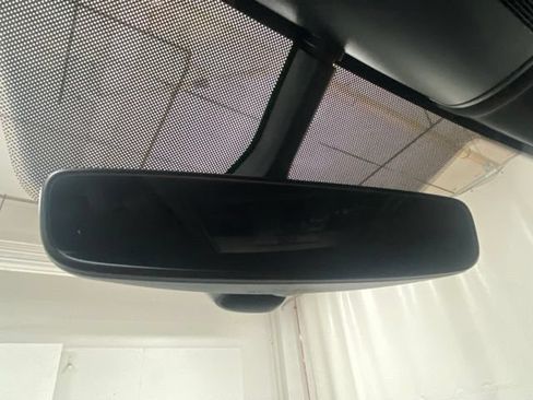 Used 2021 Volkswagen Atlas Cross Sport SE w/ Panoramic Sunroof Package AWD/4WD image 24