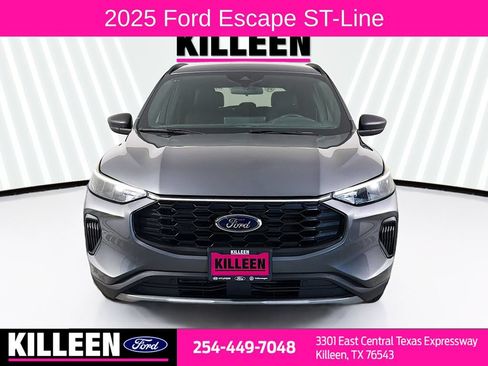 Used 2025 Ford Escape ST-Line w/ Tech Pack #1 FWD image 2