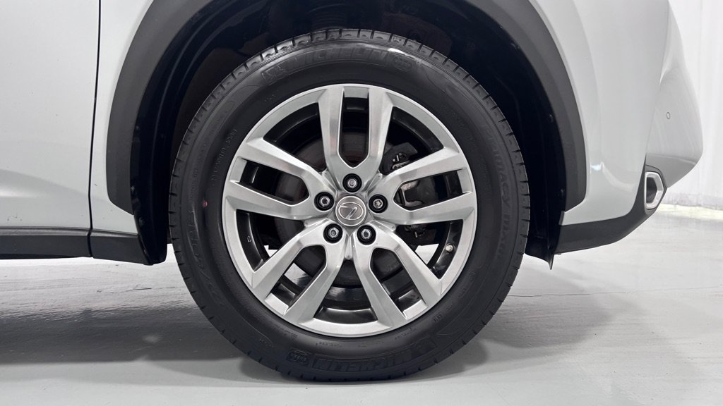 Used 2015 Lexus NX 200t AWD w/ Premium Package image 33
