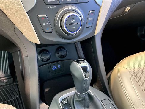 Used 2017 Hyundai Santa Fe Sport FWD image 31