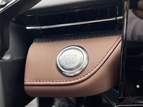 New 2026 Lincoln Nautilus Reserve AWD/4WD image 19