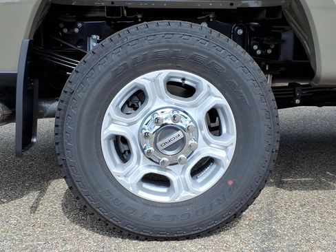 New 2026 Ford F350 XLT AWD/4WD image 12