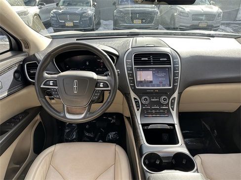 Certified 2020 Lincoln Nautilus Reserve w/ Equipment Group 201A image 13