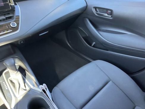 Used 2023 Toyota Corolla LE image 13