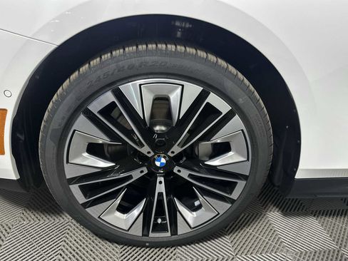 New 2026 BMW 530i xDrive w/ Premium Package image 10