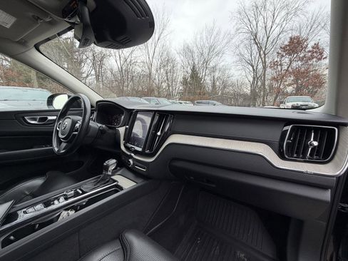 Used 2019 Volvo XC60 T6 Inscription w/ Protection Package Premier image 29