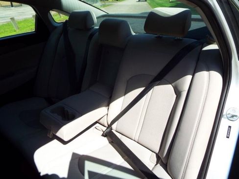 Used 2017 Hyundai Sonata SE image 16