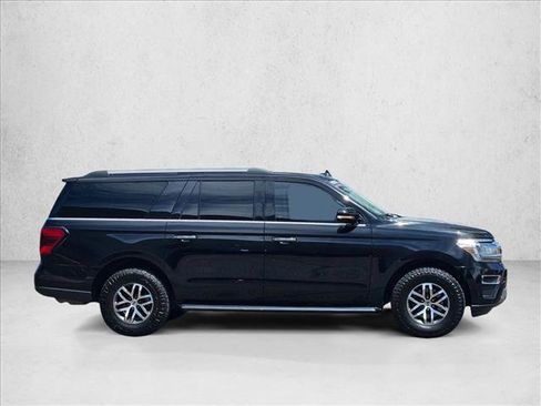 Used 2022 Ford Expedition Max Limited RWD image 4