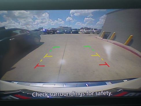 Used 2023 Nissan Rogue SV w/ SV Premium B Package FWD image 19