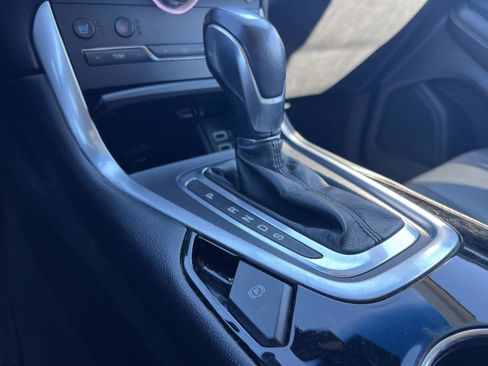 Used 2018 Ford Edge Titanium w/ Equipment Group 301A image 19