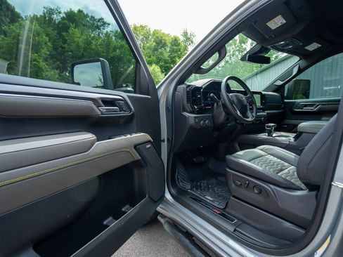 Used 2024 Chevrolet Silverado 1500 ZR2 w/ ZR2 Bison Edition AWD/4WD image 12
