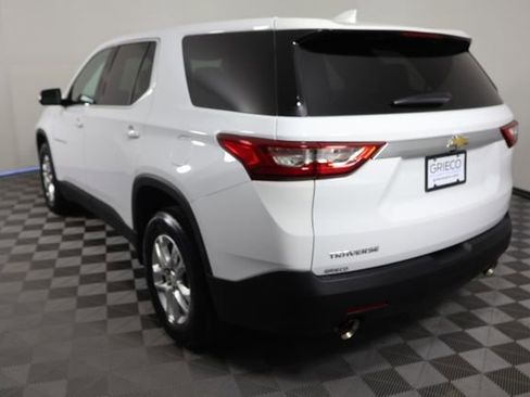 Used 2020 Chevrolet Traverse LS FWD image 6