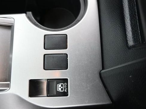 Used 2022 Toyota 4Runner Limited image 40