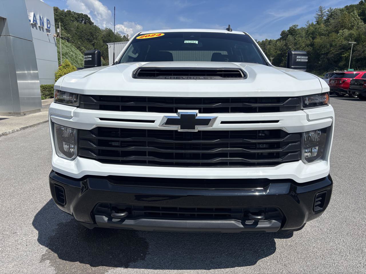 Used 2024 Chevrolet Silverado 2500 Custom w/ Custom Value Package AWD/4WD image 7
