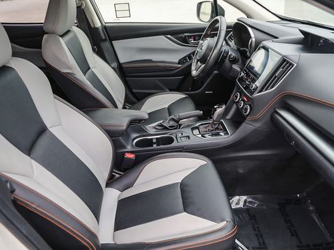 Used 2019 Subaru Crosstrek 2.0i Limited w/ Moonroof Package w/Navigation AWD/4WD image 16