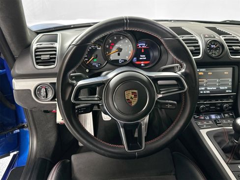 Certified 2016 Porsche Cayman GT4 image 20