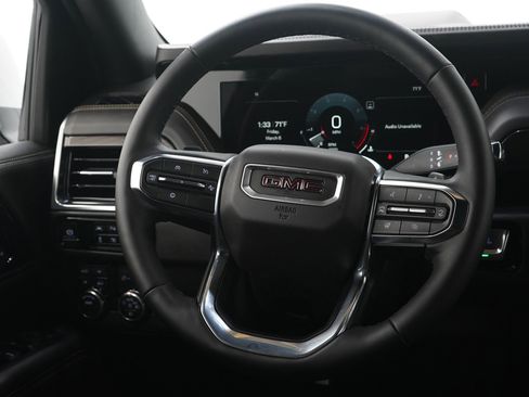 Used 2025 GMC Yukon XL Elevation w/ LPO, Get Active Package image 15