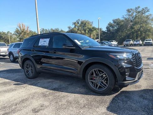 New 2026 Ford Explorer ST w/ Sun And Sound Package image 3