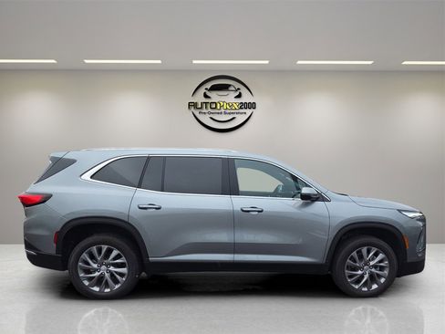 Used 2025 Buick Enclave Preferred w/ LPO, Floor Liner Package image 8