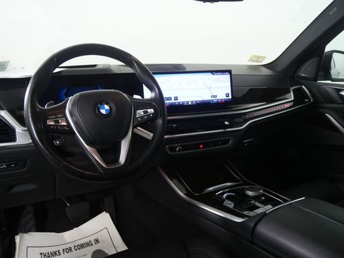 Used 2024 BMW X5 xDrive40i w/ Premium Package image 18