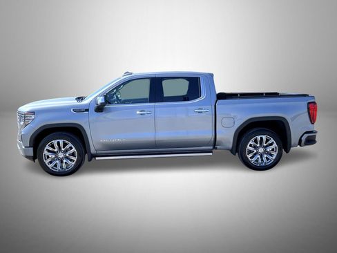 Used 2023 GMC Sierra 1500 Denali w/ Denali Reserve Package AWD/4WD image 8