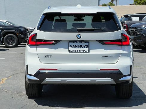 Used 2024 BMW X1 xDrive28i AWD/4WD image 6