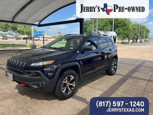 Used 2016 Jeep Cherokee Trailhawk w/ Cold Weather Group image 1