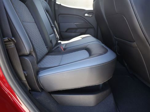 Used 2019 Chevrolet Colorado Z71 AWD/4WD image 19