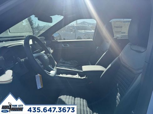 New 2026 Ford Explorer ST-Line w/ ST-Line Street Pack image 40