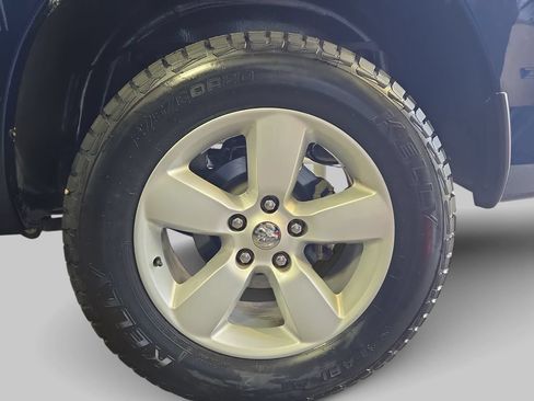 Used 2022 RAM 1500 Classic SLT w/ Electronics Group AWD/4WD image 36