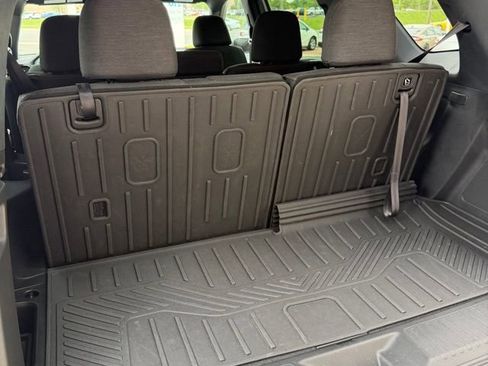 Certified 2025 Honda Pilot Sport image 14