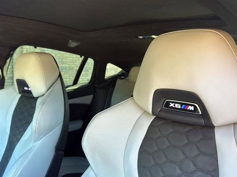 Used 2021 BMW X6 M w/ Competition Package image 19