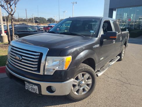 Used 2012 Ford F150 XLT w/ XLT Chrome Pkg image 2