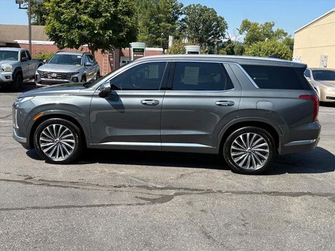 Used 2025 Hyundai Palisade Calligraphy AWD/4WD image 3